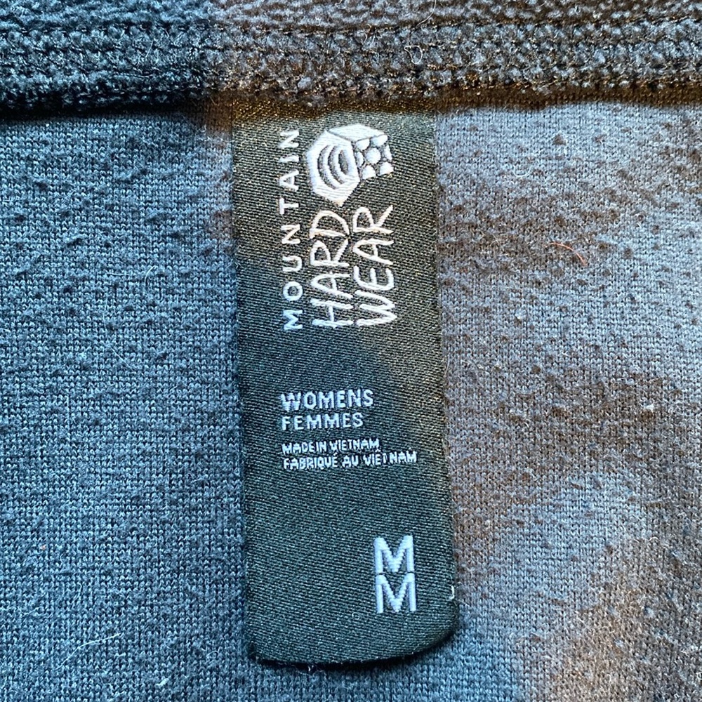 Mountain Hardwear Women’s Black Fleece 1/4 Zip Pullover: Size Medium - Picture 7 of 8